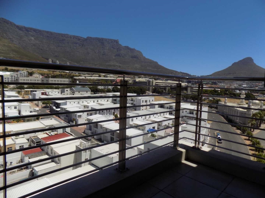 2 Bedroom Property for Sale in Zonnebloem Western Cape